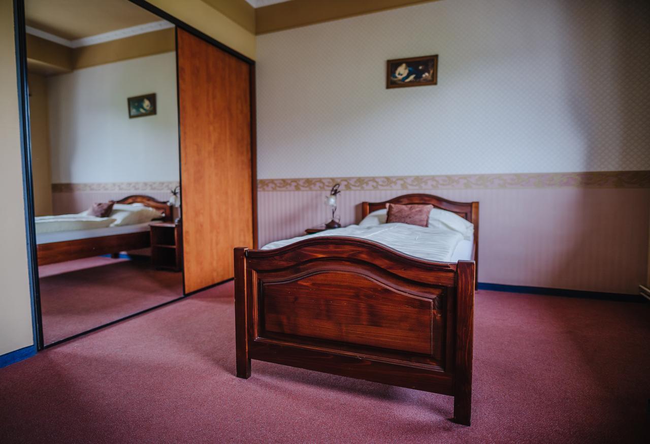 Hotel Gloria Palac Košice Esterno foto