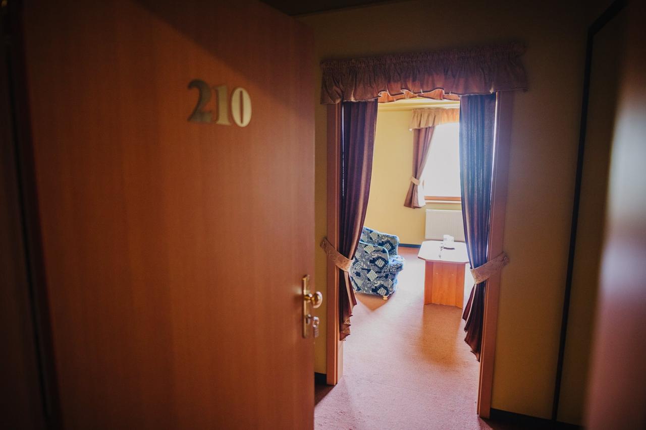 Hotel Gloria Palac Košice Esterno foto