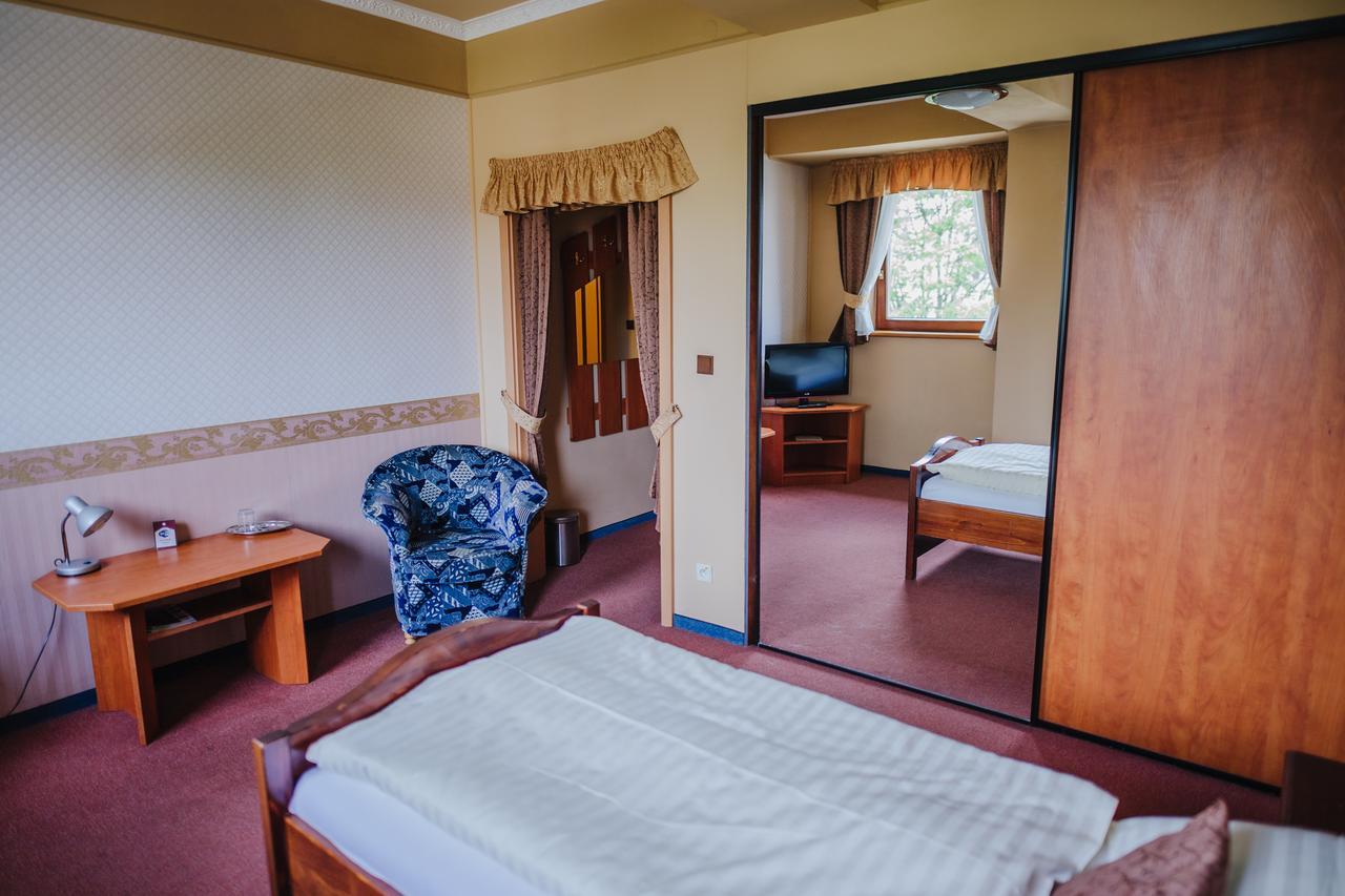 Hotel Gloria Palac Košice Esterno foto