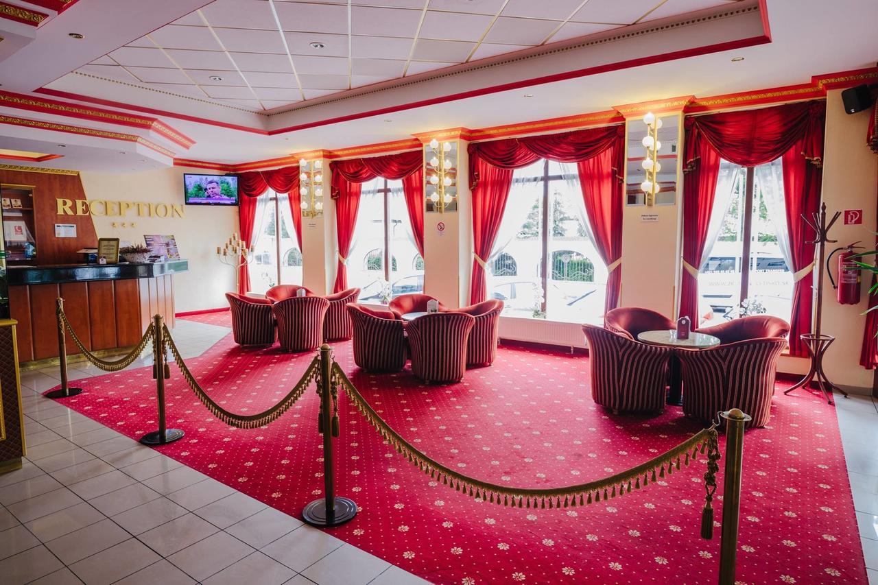 Hotel Gloria Palac Košice Esterno foto