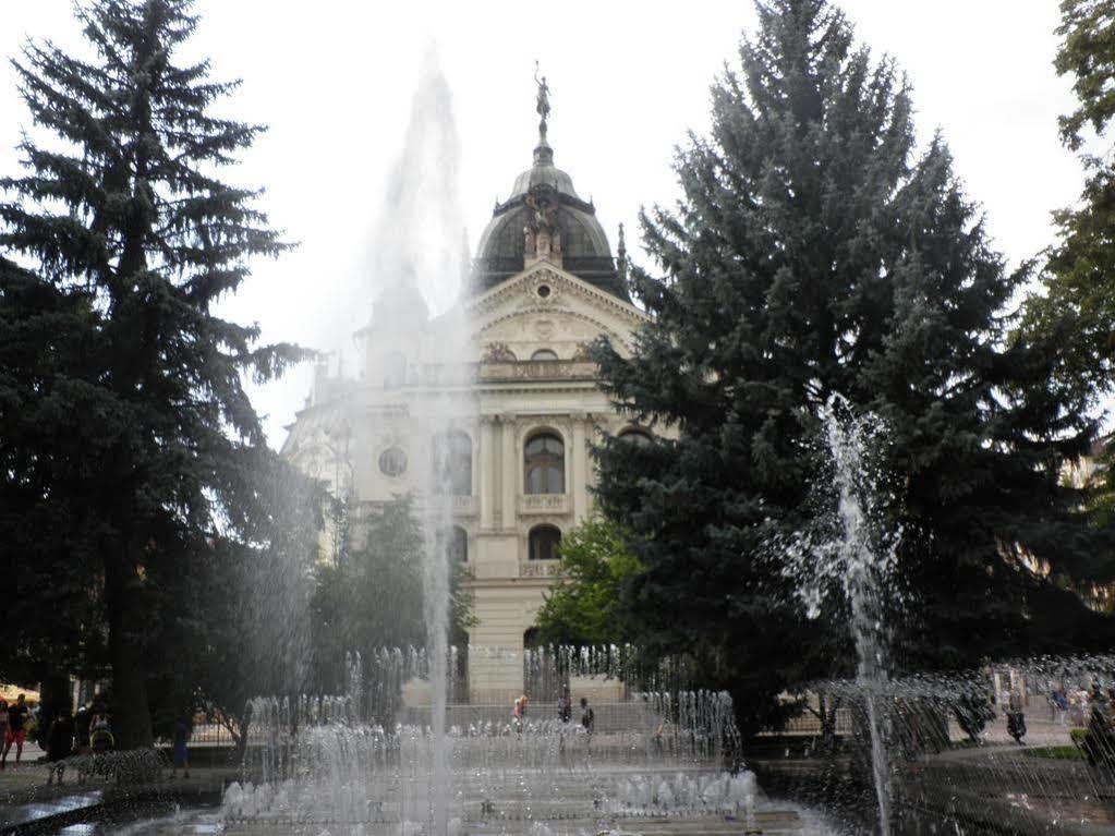 Hotel Gloria Palac Košice Esterno foto